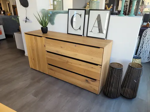 Sideboard Valeros